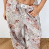 Women's Maple Leaf & Letter Print Pocketed Wide Leg Loose Casual Pants