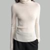Cream-White Seamless Turtleneck Lightweight Knitted Wool Sweater Seamless Knitwear