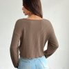 Fashionable Wavy Edge V-Neck Long-Sleeved T-Shirt Suitable For Autumn And Winter