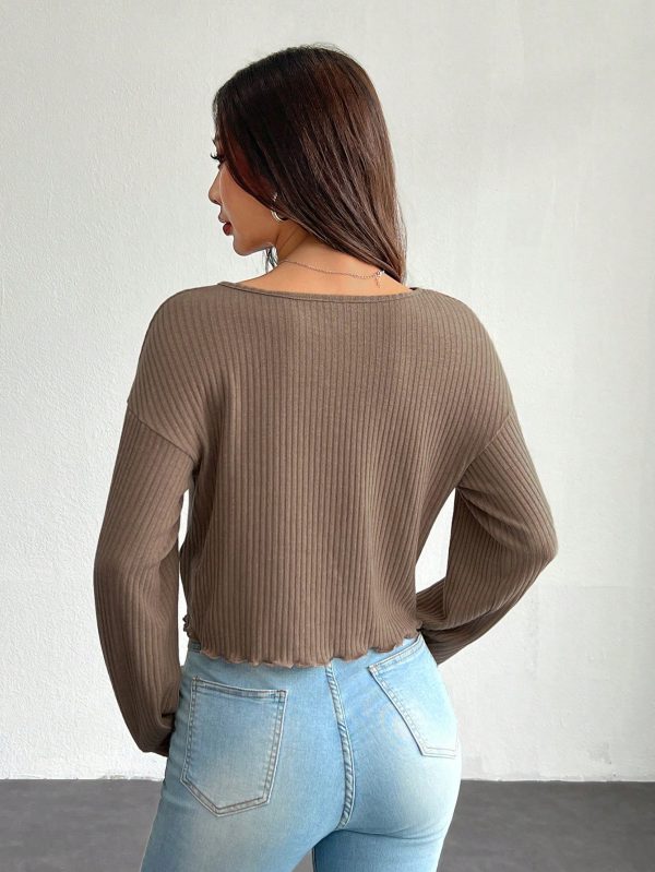 Fashionable Wavy Edge V-Neck Long-Sleeved T-Shirt Suitable For Autumn And Winter