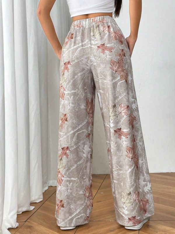 Women's Maple Leaf & Letter Print Pocketed Wide Leg Loose Casual Pants