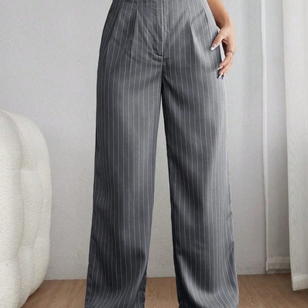 Striped Print Plicated Detail Pants